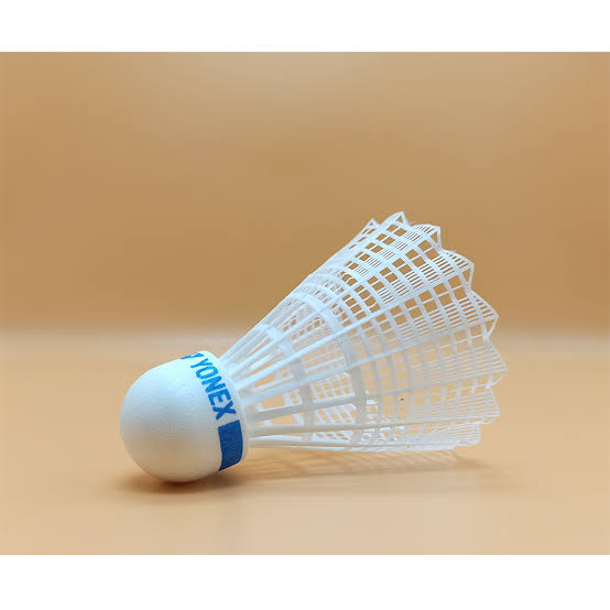 Yonex Mavis 10 নাইলন শাটলকক (6 পিসি)