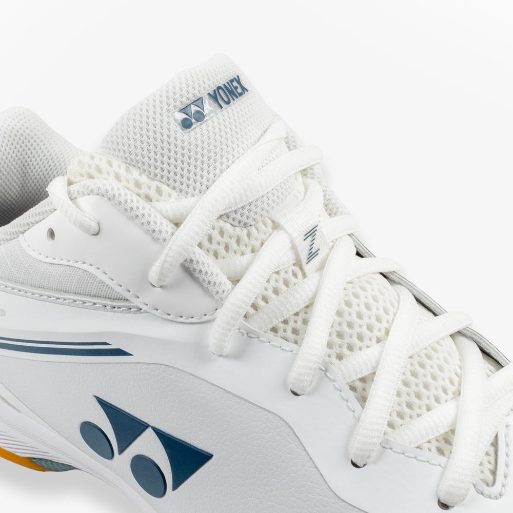 YONEX POWER CUSHION 65 Z4